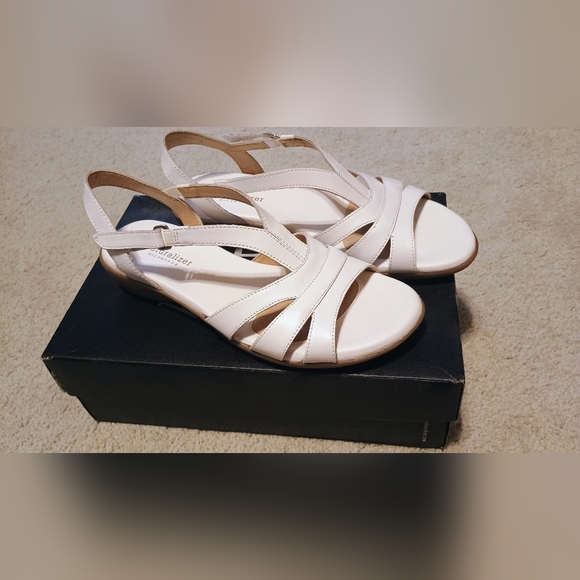 Naturalizer N5 Contour‎ Neina White Leather Sandal Women's Size 8.5 M - Picture 2 of 5